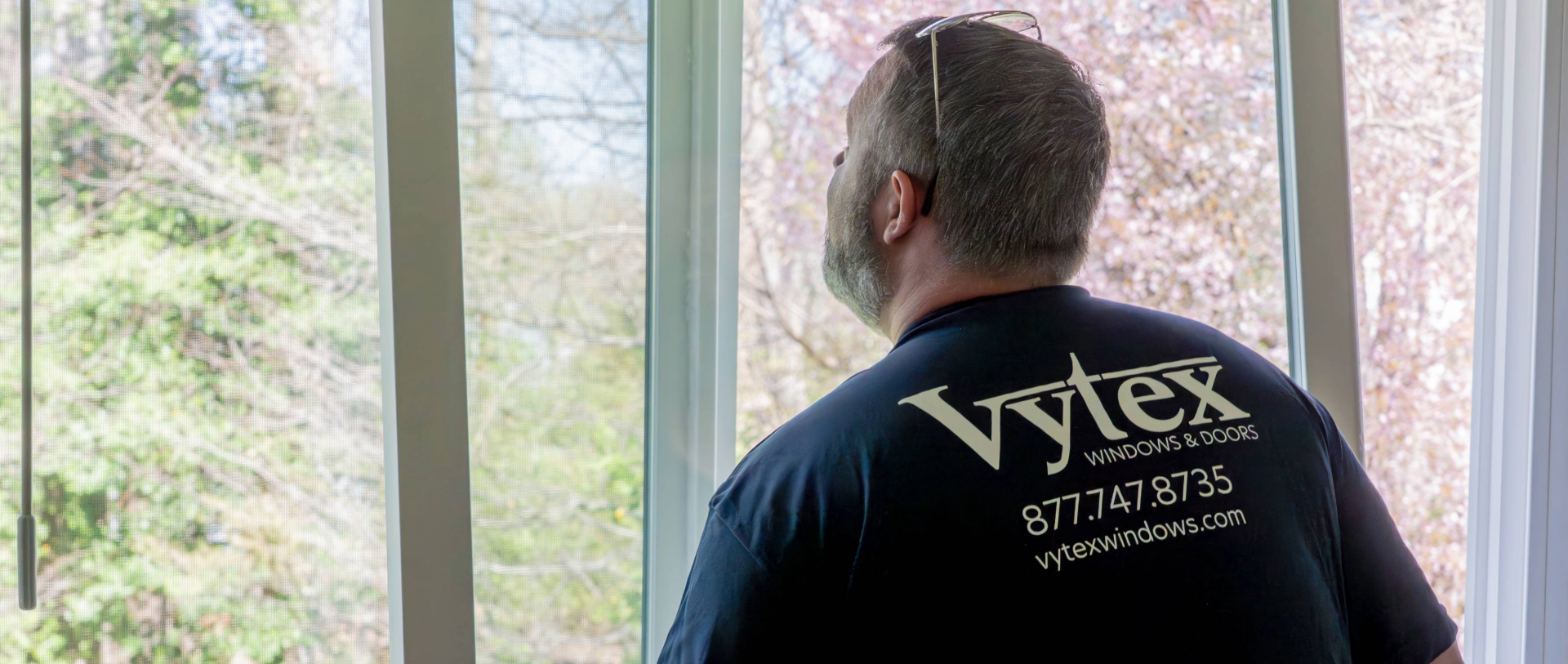 Vytex Windows & Doors worker