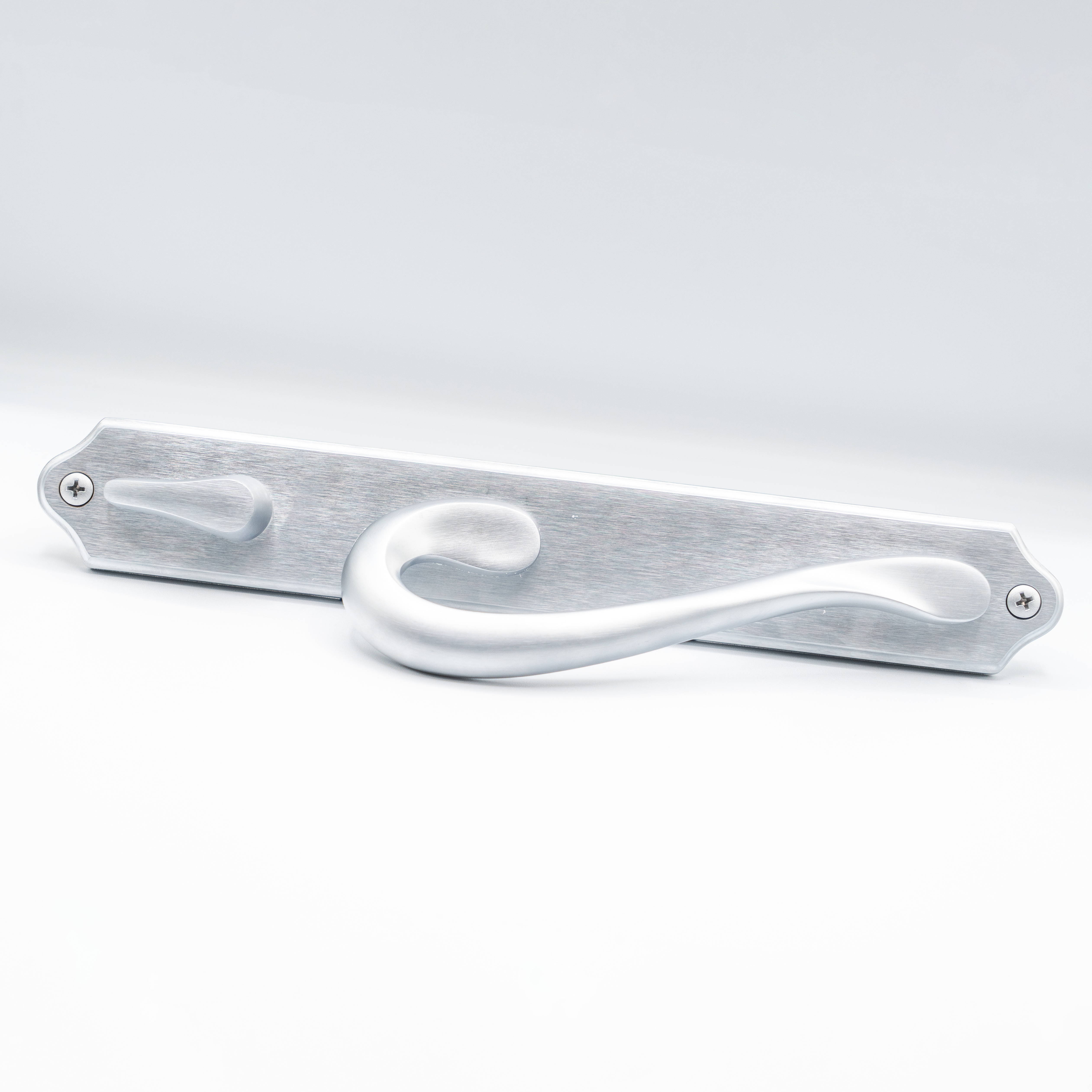 Signature Brushed Chrome Hardware